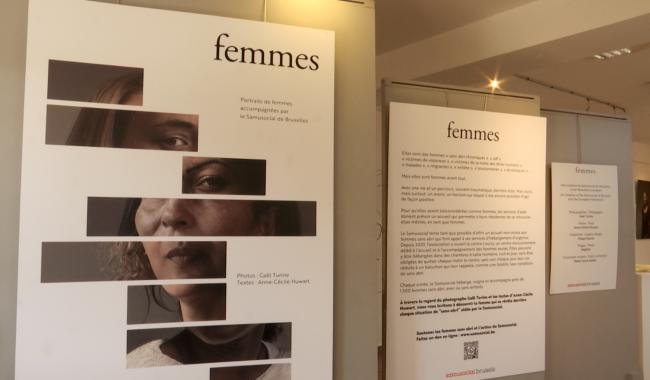 Portraits de femmes "sans-abri" au Centre culturel de Waterloo