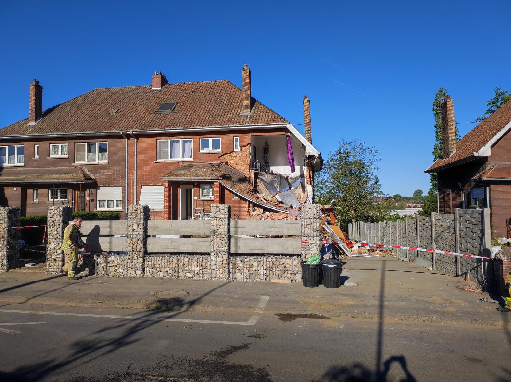 Clabecq : un immeuble s’effondre rue du Château