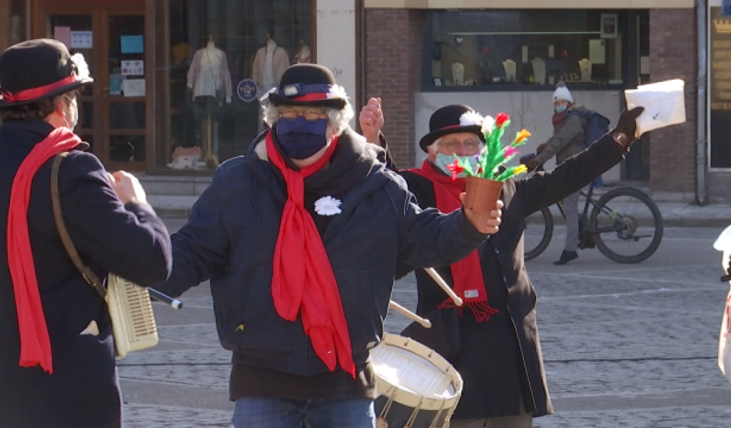 Wavre : les Crieurs d'amour déclarent la flamme des commerçants pour la Saint-Valentin 