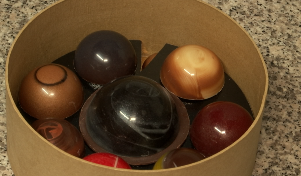 Un chocolatier et une bijoutière lancent une collaboration pour la Saint-Valentin