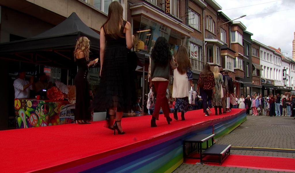 Wavre fait son show dans une rue commerçante