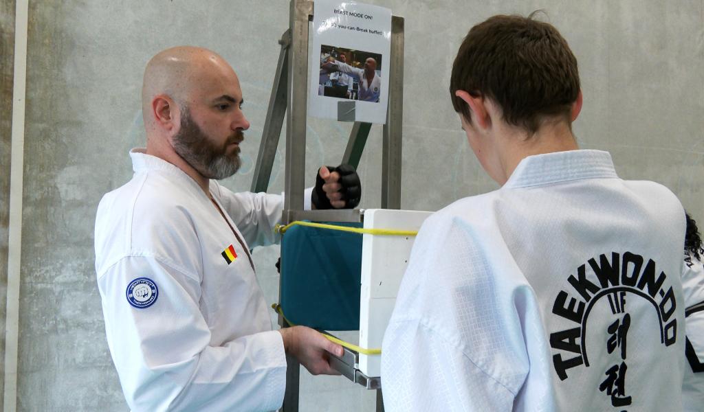 Père et fils réunis au championnat du monde de Taekwondo