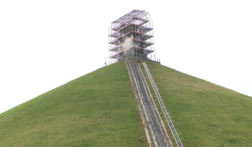 Braine-l'Alleud : Début de la restauration du Lion de Waterloo