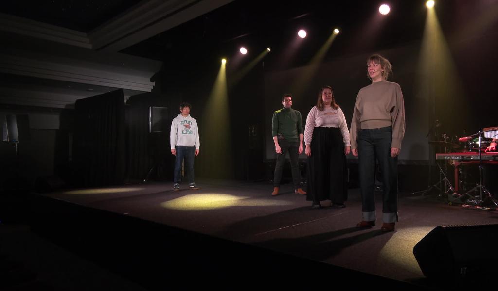 "Coucou ! C'est la guerre !" : une pièce entre l'émotion et le rire