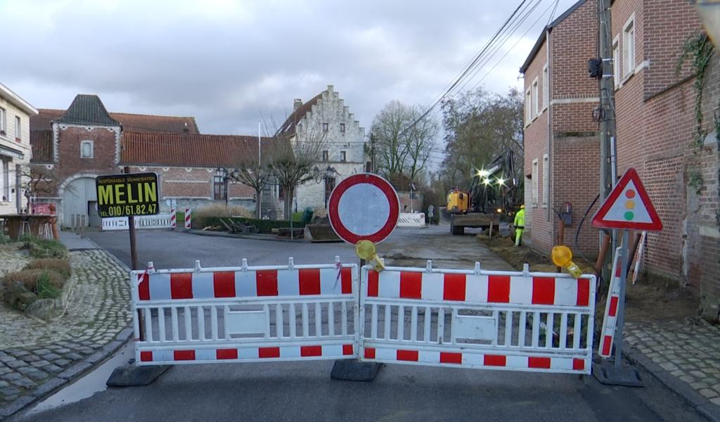 Le chantier d'embellissement de la place de Mélin est lancé