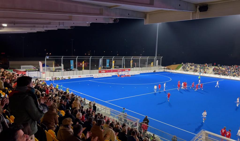 Hockey : les supporters conquis par le nouveau stade de Wavre