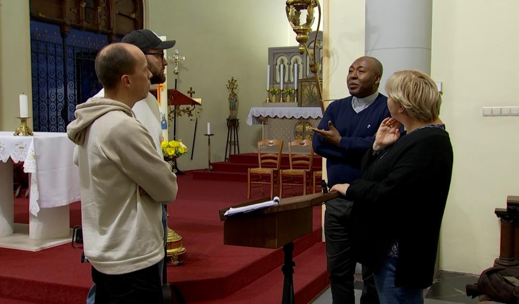 La messe en direct télévisé à l'Eglise Sainte-Gertrude de Lasne