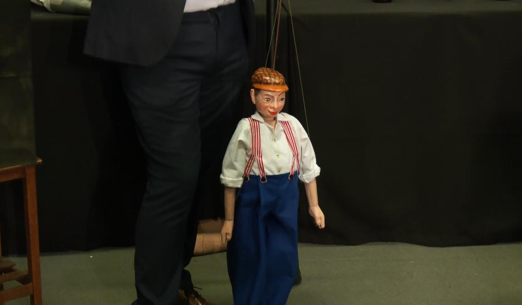 Une nouvelle marionnette fait son entrée à l’Espace Marionnette de Saintes