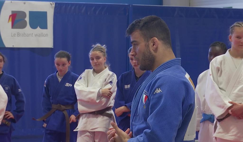 Une soixantaine de jeunes reçoivent les conseils d'un champion olympique de judo à Jodoigne