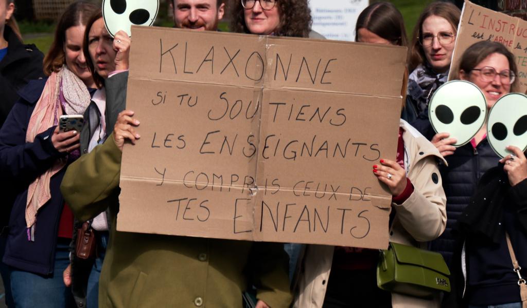 Nivelles : Action contre les mesures de la FWB au Collège Sainte-Gertrude