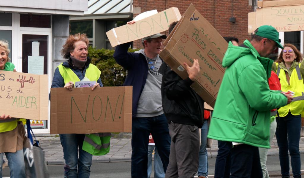Wavre : les enseignants se font entendre sur le marché