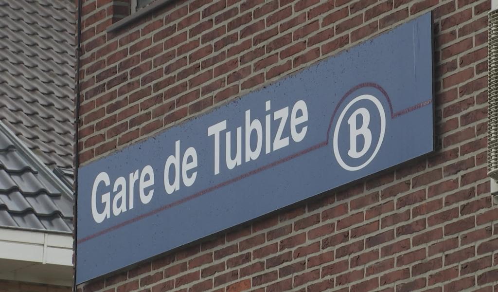 Tubize: Coup d'arrêt dans les travaux de la gare