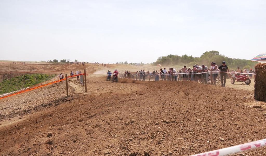 Carton plein pour le motocross de Mont-Saint-Guibert au cœur de la Sablière