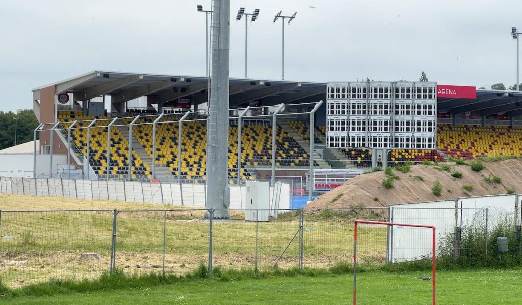 Wavre : Un stade de hockey qui dérange ?
