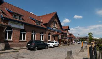 La deuxième vie des gares : Passé et présent se confondent à Court-Saint-Étienne