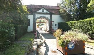 Lasne : le point sur le porche de l'abbaye