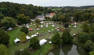 Une fête des plantes dans un site enchanteur