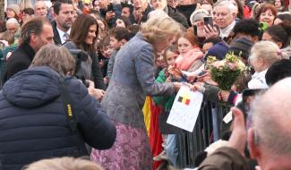 La Hulpe : Bain de foule royal