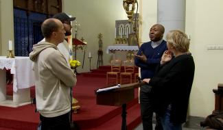 La messe en direct télévisé à l'Eglise Sainte-Gertrude de Lasne