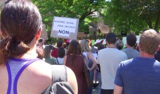 Louvain-la-Neuve : Manifestation des enseignants et élèves au lycée Martin V
