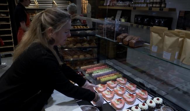 Saint-Valentin : une bague d'une valeur de 530 euros dans un gâteau !