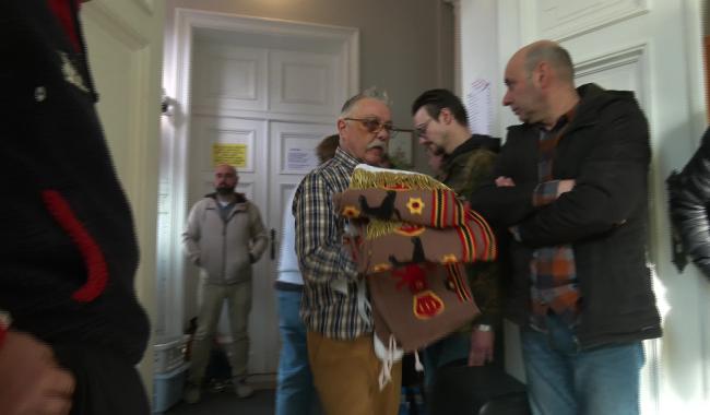 J-2 : Rendez-vous chez le louageur pour des Gilles de Nivelles