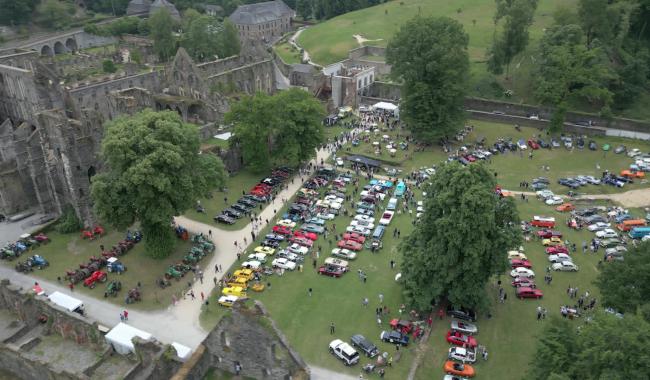 Villers-la-Ville : l'Abbaye vrombit au son des ancêtres