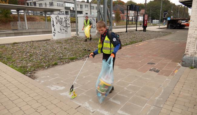 Wavre : 500 scouts s'attaquent aux déchets dans les rues
