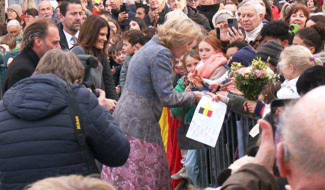 La Hulpe : Bain de foule royal