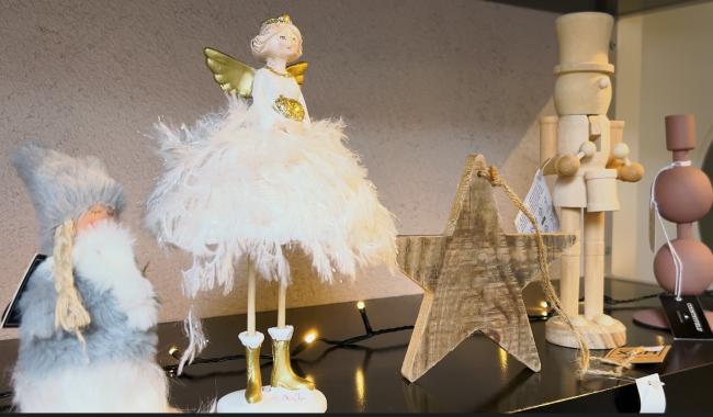 Glimes : une boutique de Noël éphémère qui fait briller les yeux