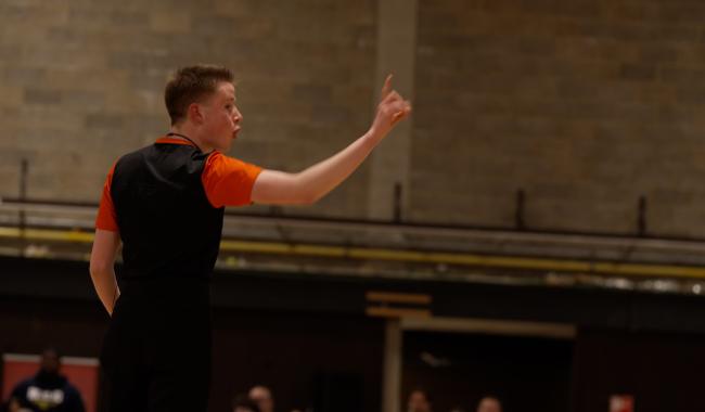 Basket : La finale AWBB dans les yeux de l'arbitre, Arthur Van De Vyver