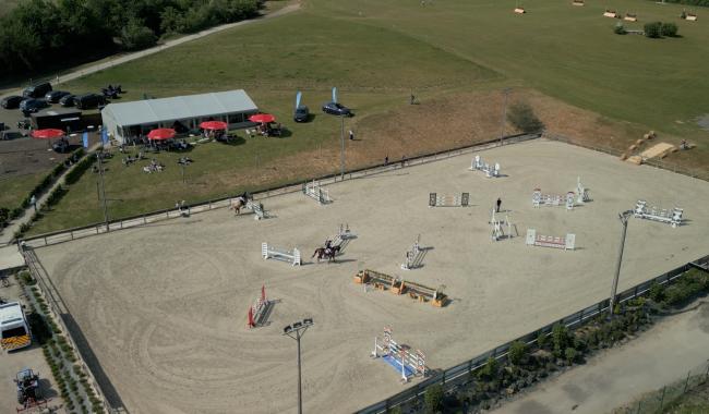Equitation : un concours complet international aux écuries de Maret à Orp