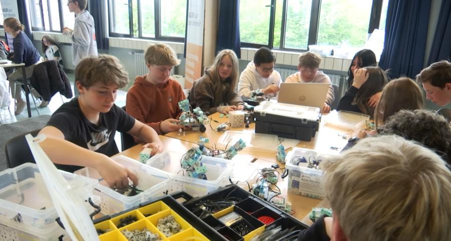 Jodoigne : Un concours de robots pour jeunes codeurs