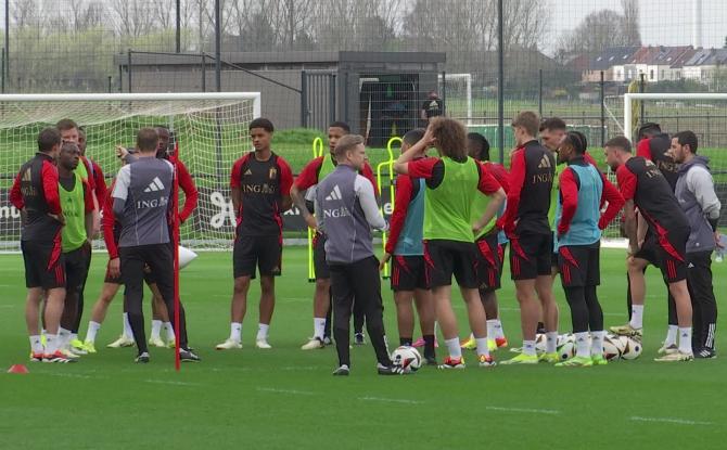 1.500 supporters acclament les Diables Rouges à Tubize