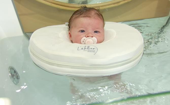 Court-Saint-Etienne : le baby spa, un apaisement pour bébés