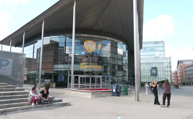 Louvain-la-Neuve : le cinéma s’équipe de 500 sièges recyclés