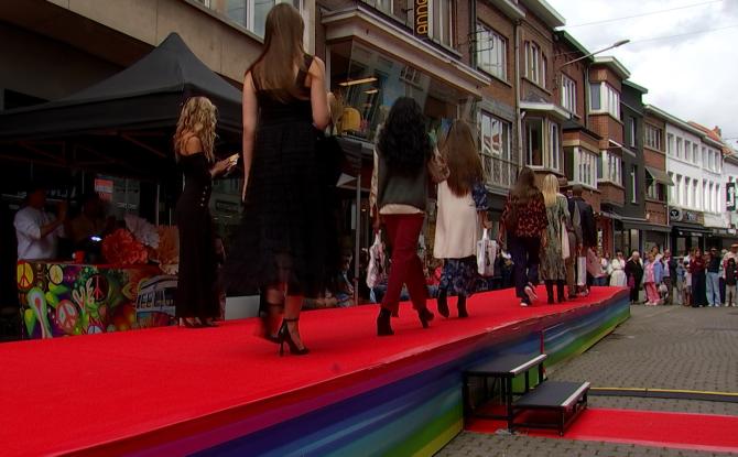 Wavre fait son show dans une rue commerçante