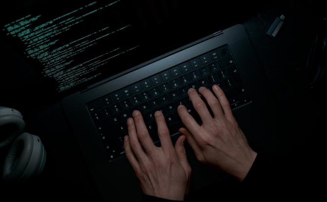 La cybercriminalité, infraction numéro 1 en Brabant wallon : un fléau qui pousse à l’action