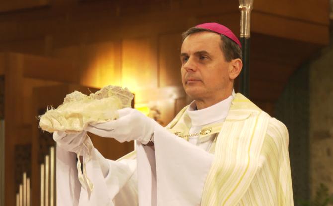 Nivelles : exposition des reliques de Sainte-Gertrude dans la Collégiale