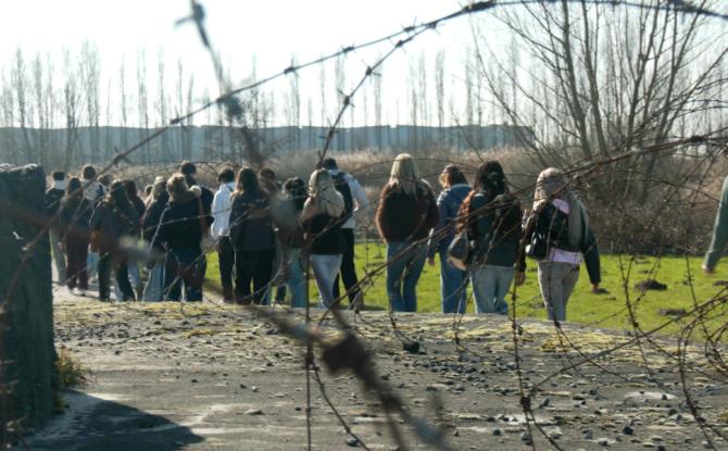 Une journée de mémoire à Breendonk et Dossin pour les élèves du CEPES de Jodoigne