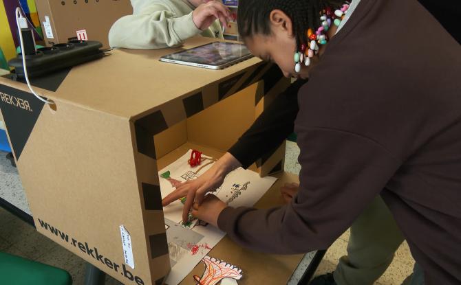 Des élèves de l'école des Moineaux s'essaient au stop motion