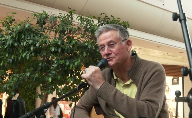 30 ans plus tard, la chanson Louvain-la-Neuve de Édouard Priem reste indémodable