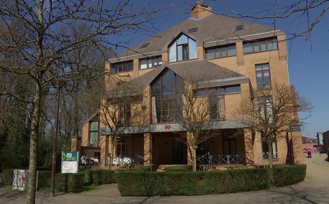 Un nouveau dispensaire infirmier pour les réfugiés à Louvain-la-Neuve