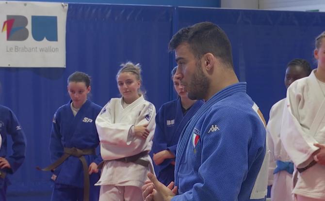 Une soixantaine de jeunes reçoivent les conseils d'un champion olympique de judo à Jodoigne