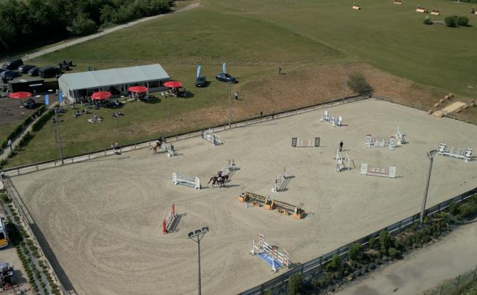 Equitation : un concours complet international aux écuries de Maret à Orp
